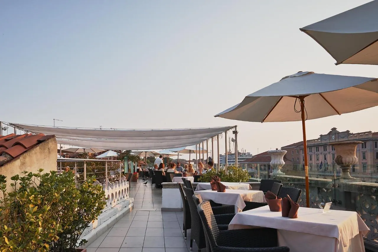 Hotel Carlton On The Grand Canal Venice 4*,  Italy