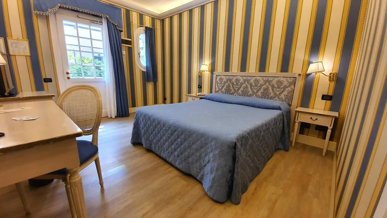 Hotel Carlton On The Grand Canal Venice Italy