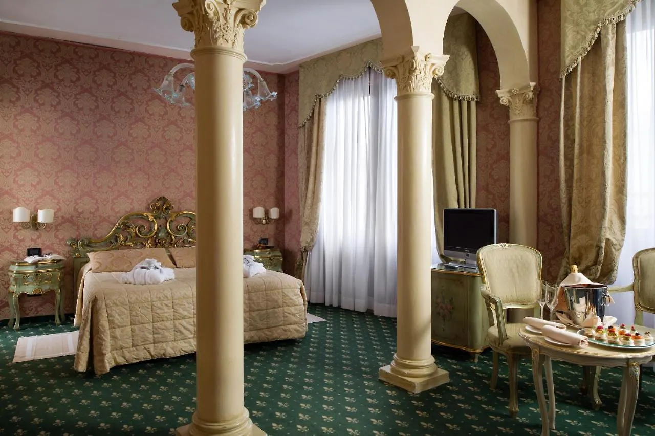 Hotel Carlton On The Grand Canal Venice Italy